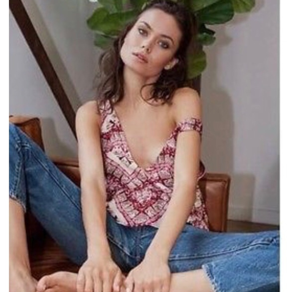 Stone cold fox Isabelle crop size 1